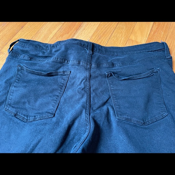 Universal Threads black jeans Sz 18 Womans - Picture 4 of 6